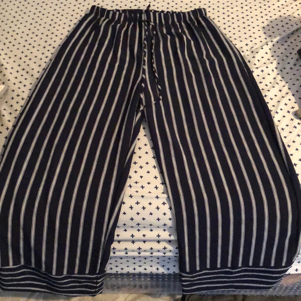 Cropped wide leg pants